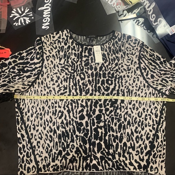 Ann Taylor leopard print sweater - Picture 8 of 13